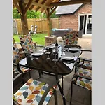 Dove Nest Cottage Blackpool Lytham St Annes