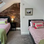 Fabulous Coastal Maisonette - Great Views
