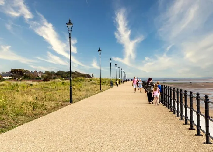 A Charming, Spacious 2 Bedroom Apartment In Lytham