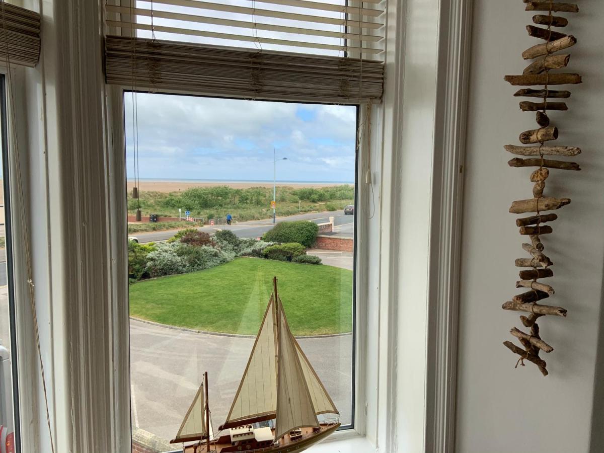 Lookout - Sea Views * Lytham St Annes