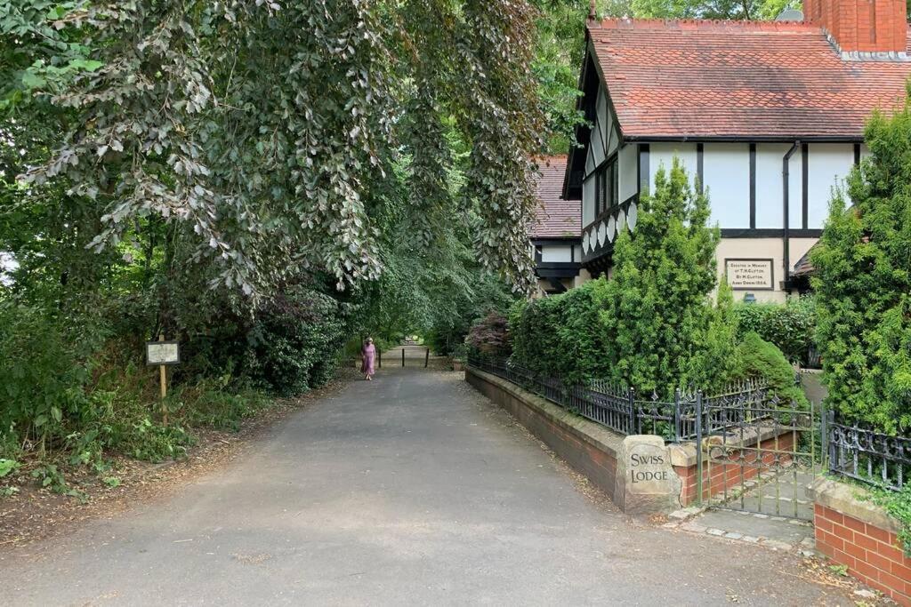 Apartment A Charming, Spacious 2 Bedroom In Lytham *