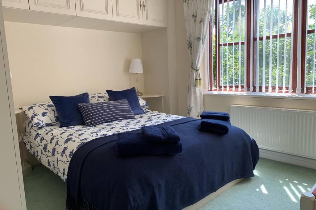 Apartment A Charming, Spacious 2 Bedroom In Lytham Lytham St Annes