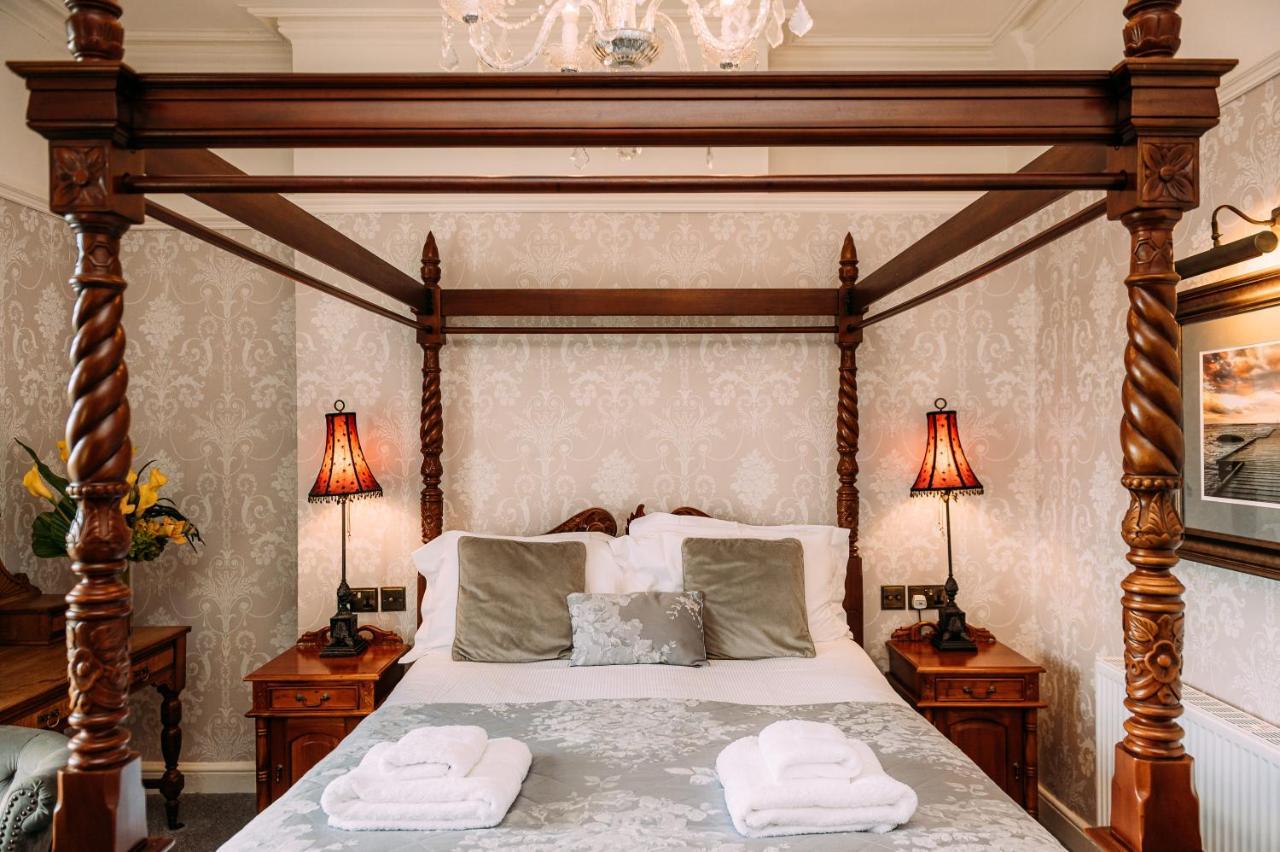 Inn The Queens