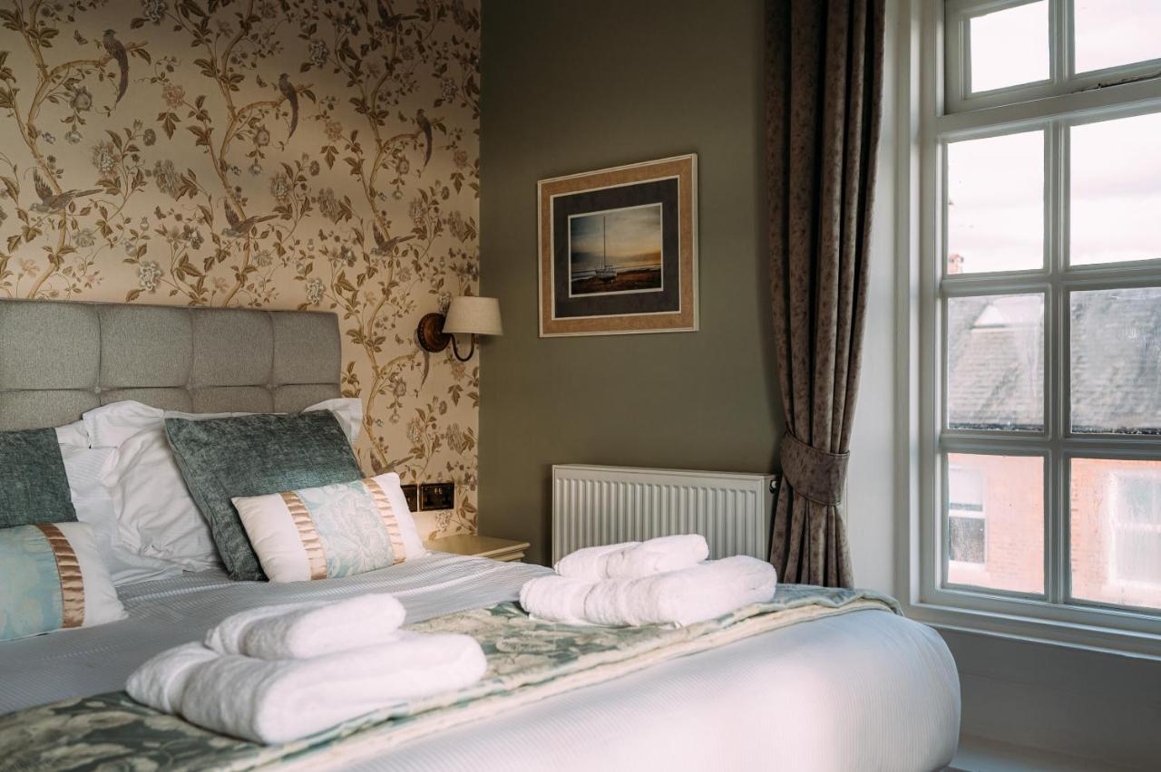 Inn The Queens Lytham St Annes