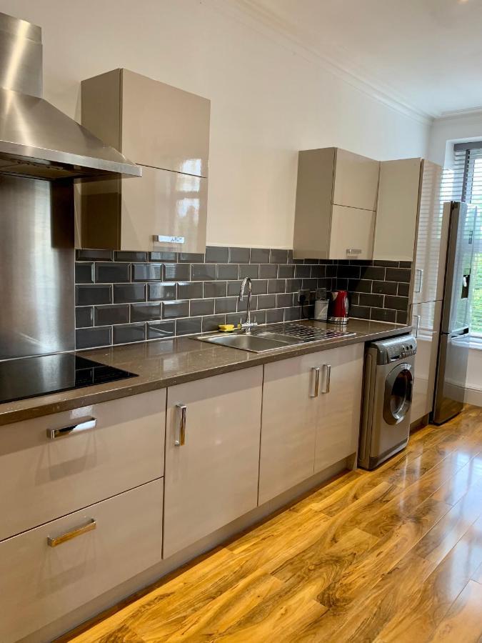 Apartment Lytham St Annes, A Spacious, High End, One Bedroomed 5
