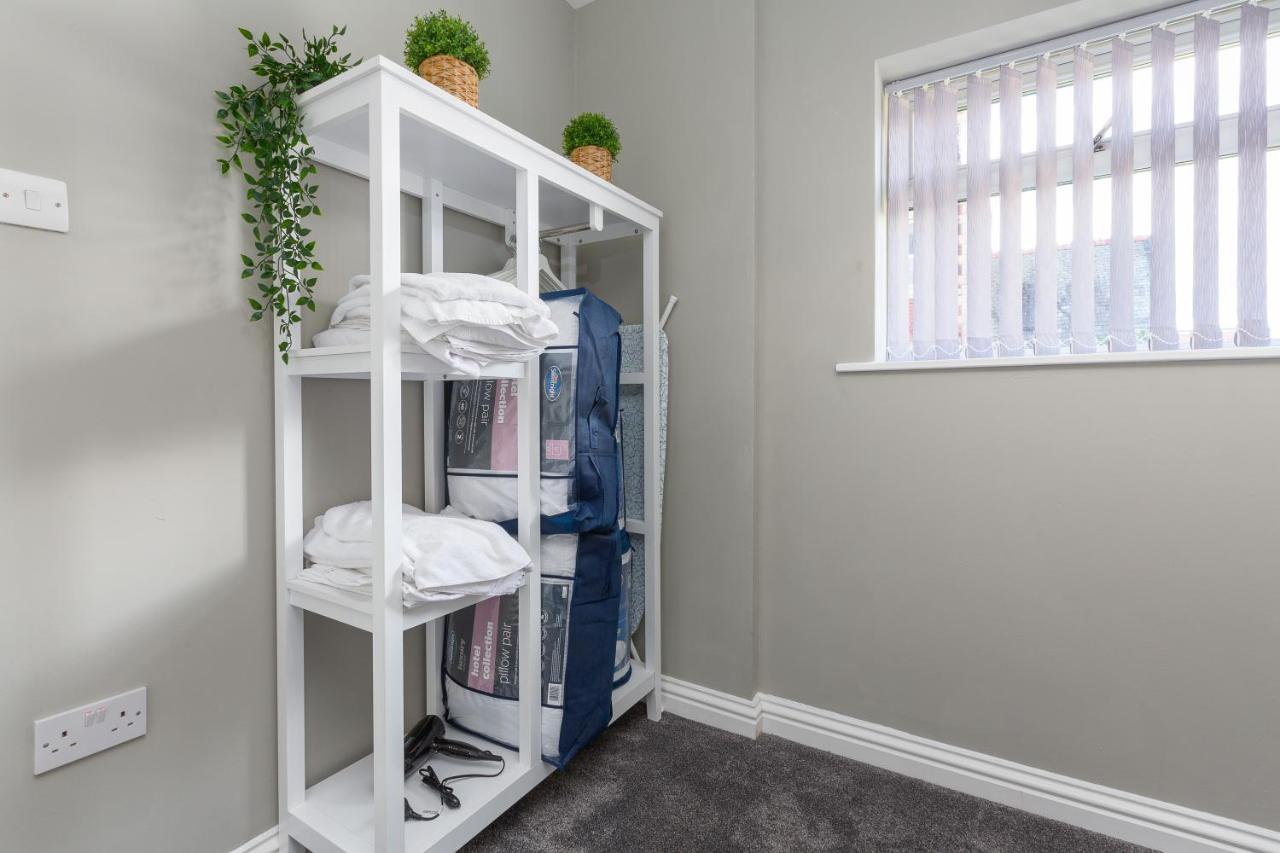 Apartment Ashton Mews With Free Parking *
