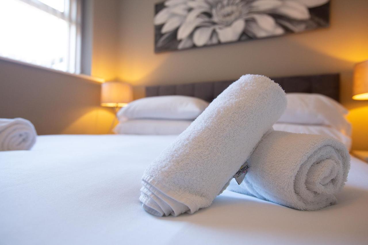 Apartment Ashton Mews With Free Parking *