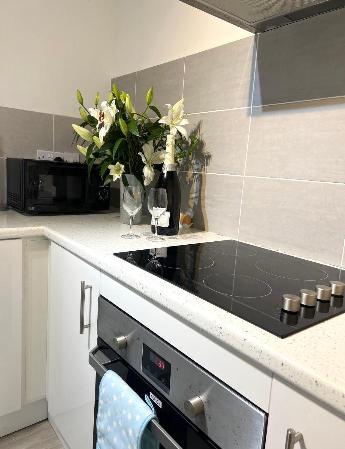 Front With Free Parking, St Annes Lytham St Annes
