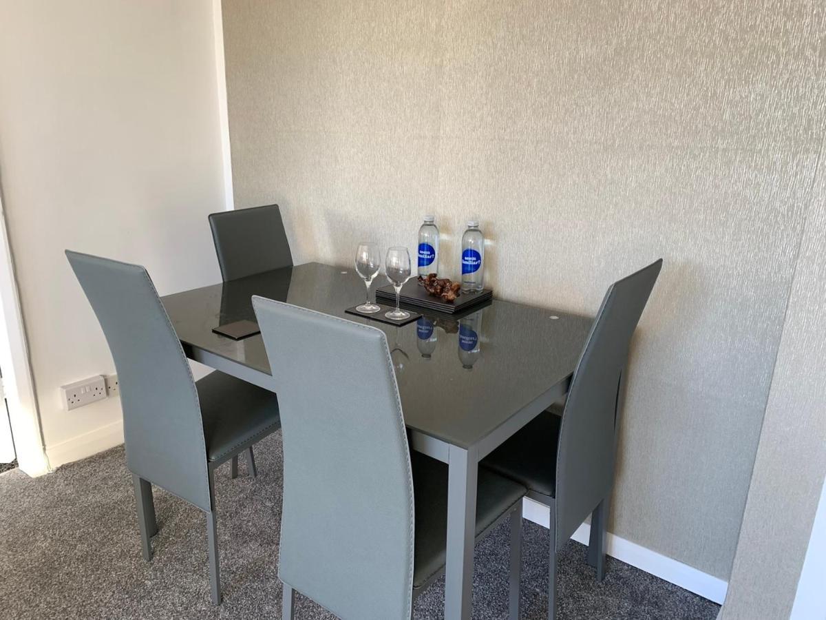 Apartment Front With Free Parking, St Annes Lytham St Annes