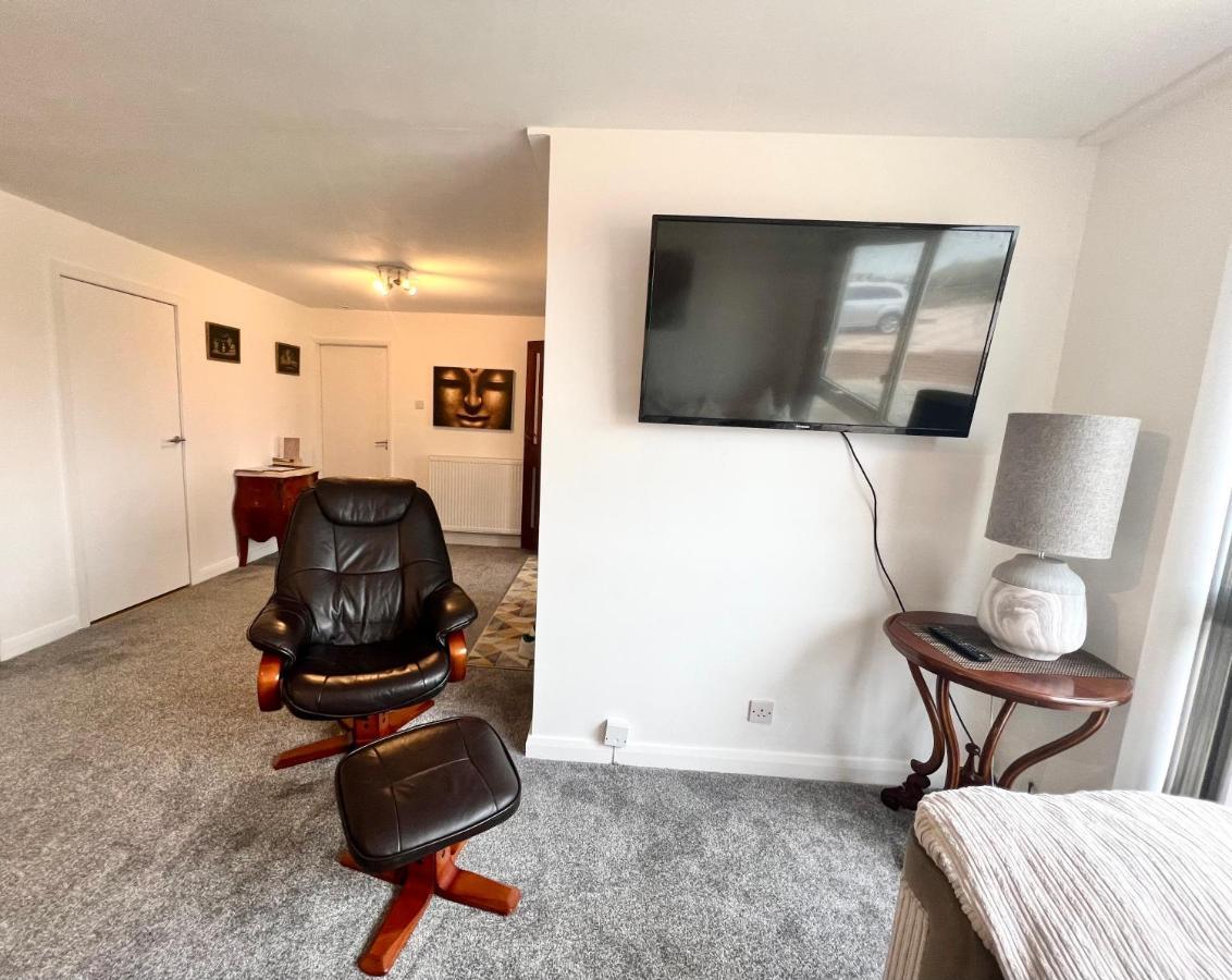 Apartment Front With Free Parking, St Annes Lytham St Annes