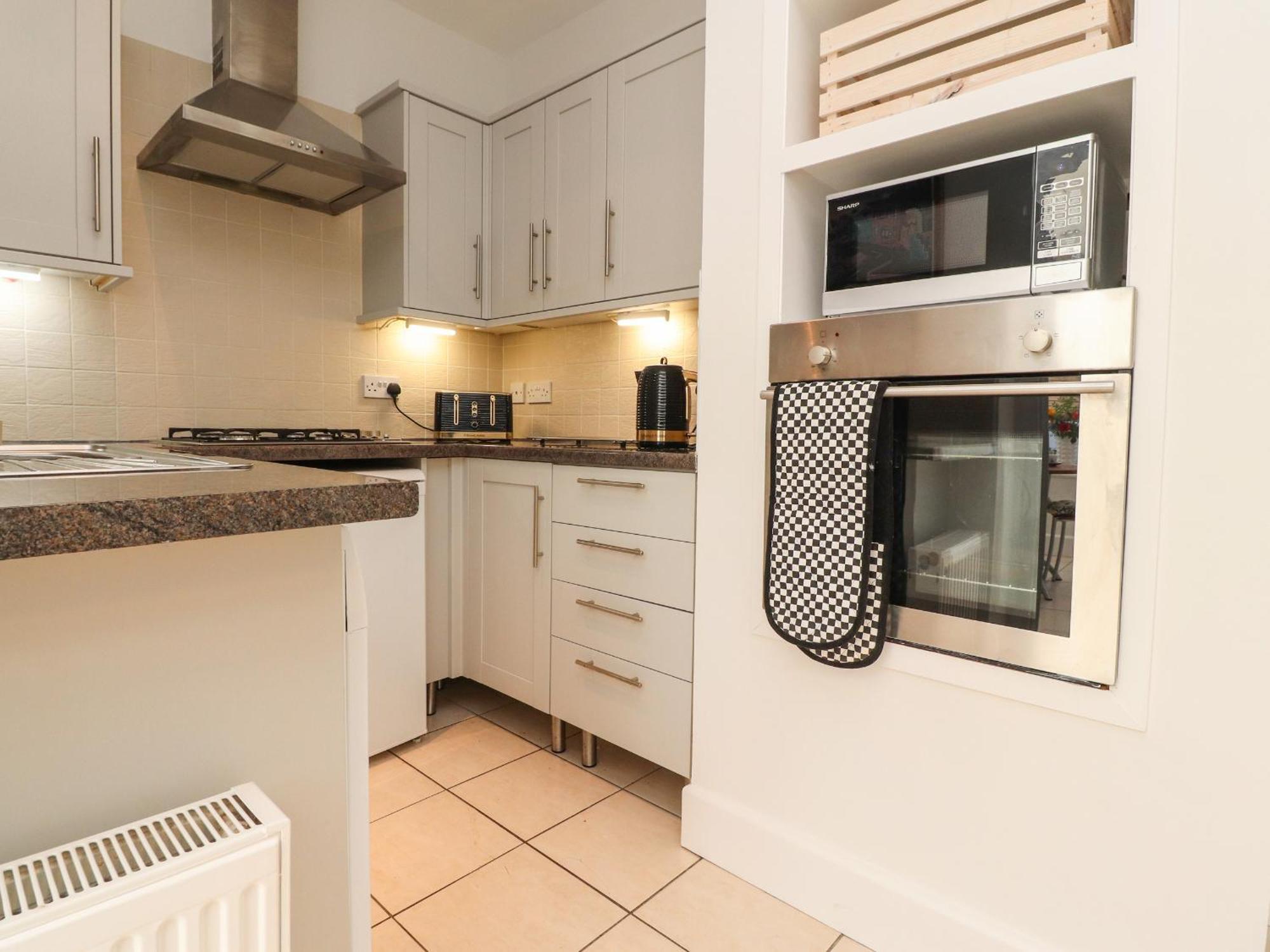 14 Berwick Road *