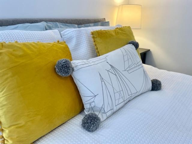 Fabulous Coastal Maisonette - Great Views Apartment *