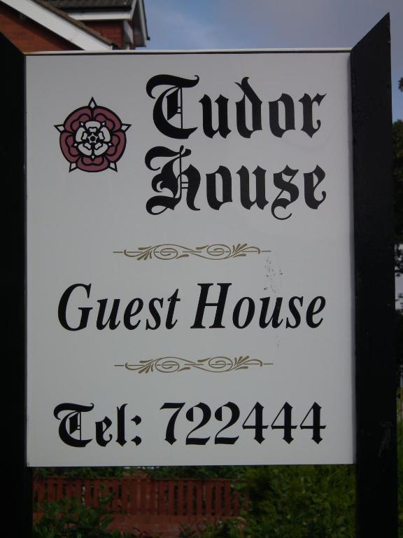 Tudor House Guest house 3*