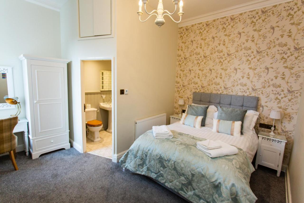 The Queens Lytham St Annes