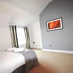 Lytham Lodge