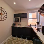 Dysa Clifton Apartments