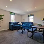 Dysa Clifton Apartments