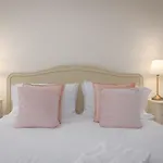 Charles Alexander Short Stay - Rose Cottage