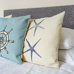 Sunny Seaside Beach House Lytham Centre Sleeps 8
