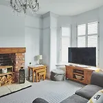 Hollie Cottage
