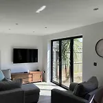 Newly Renovated, Modern Bungalow - Quiet Location