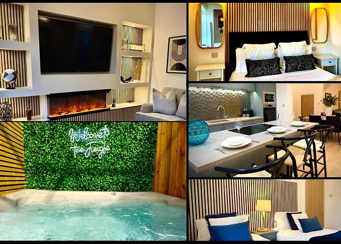 Tudor Hot Tub Family House