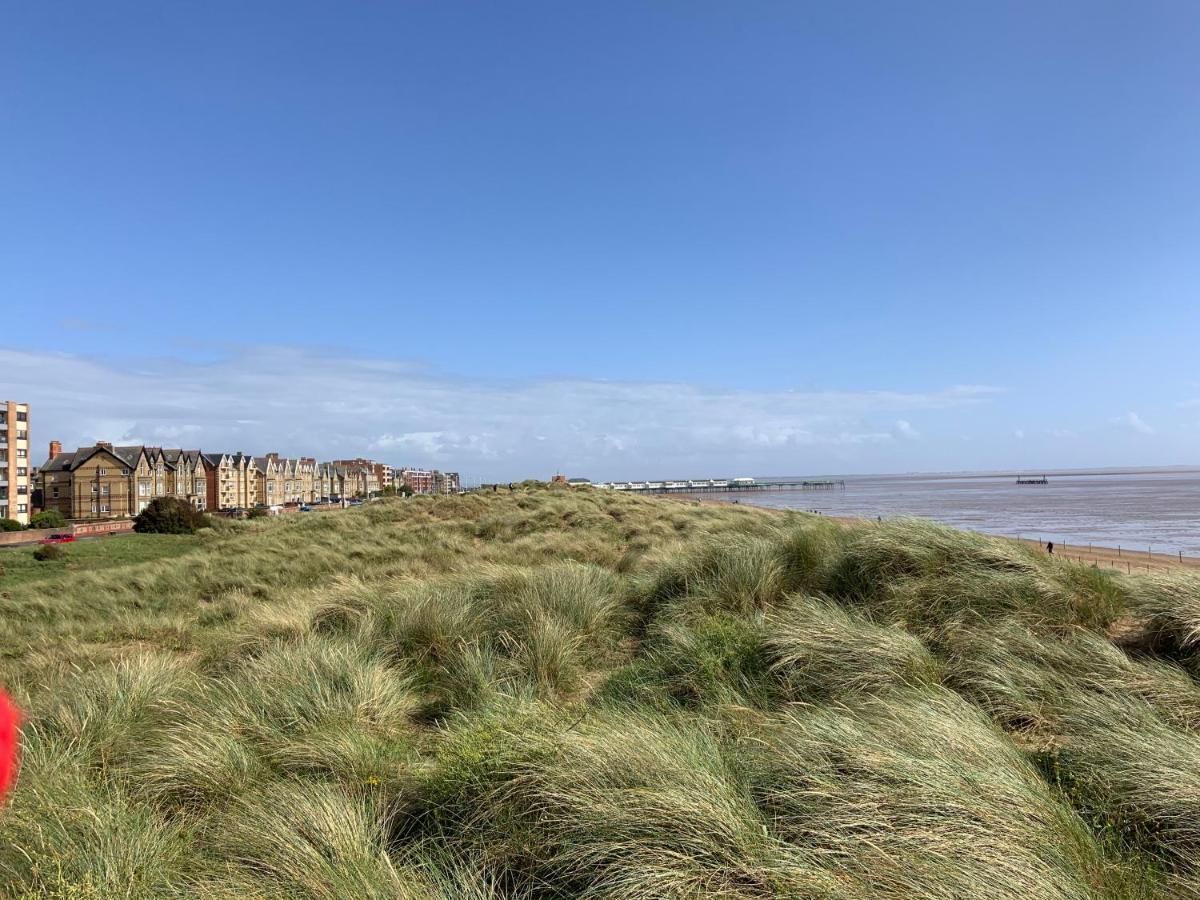 Shore - Sea Views Apartment