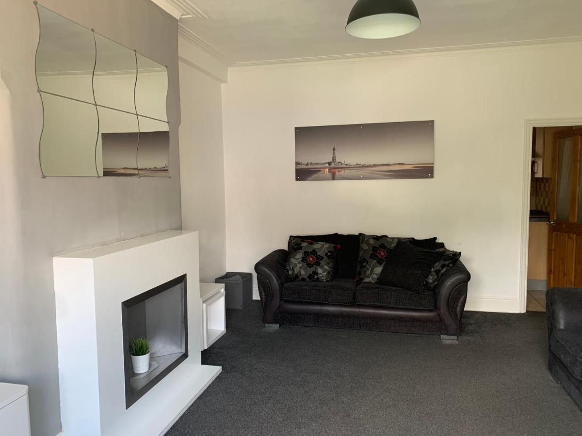Beautiful House In A Perfect Location Holiday home Lytham St Annes