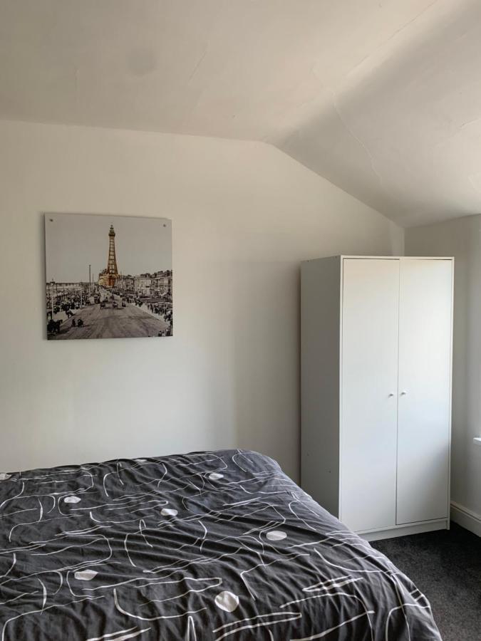 Holiday home Beautiful House In A Perfect Location Lytham St Annes