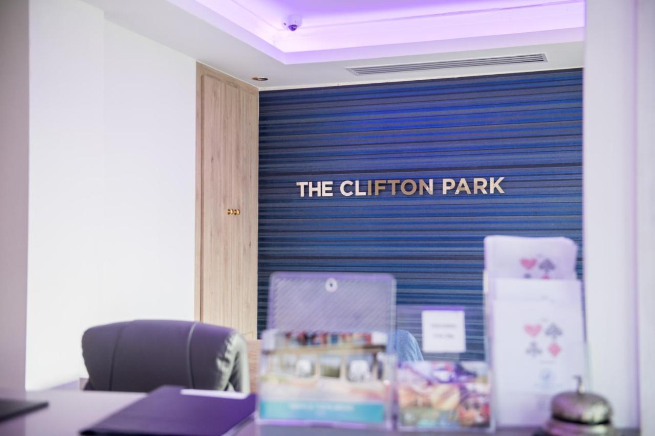 Clifton Park - Exclusive To Adults Lytham St Annes