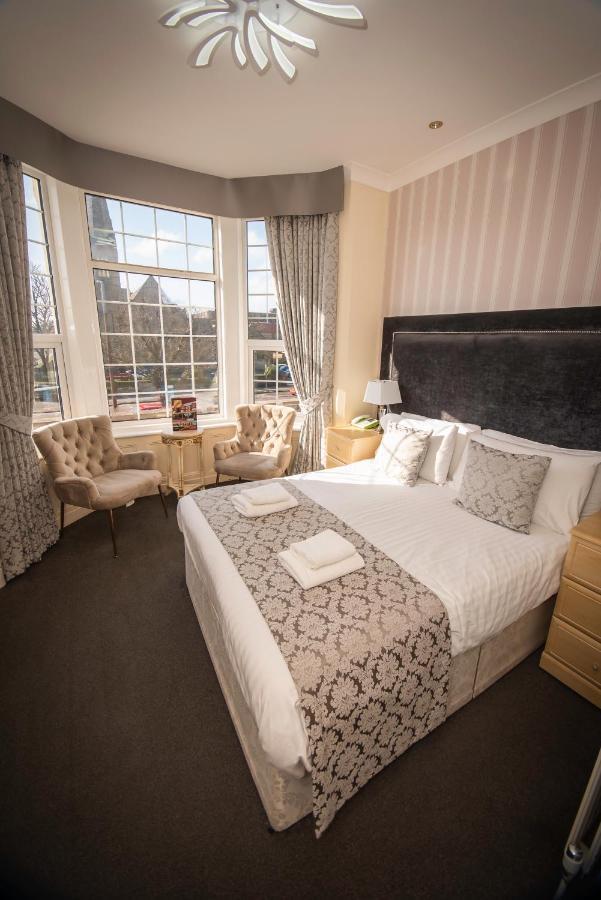 Clifton Park - Exclusive To Adults Lytham St Annes