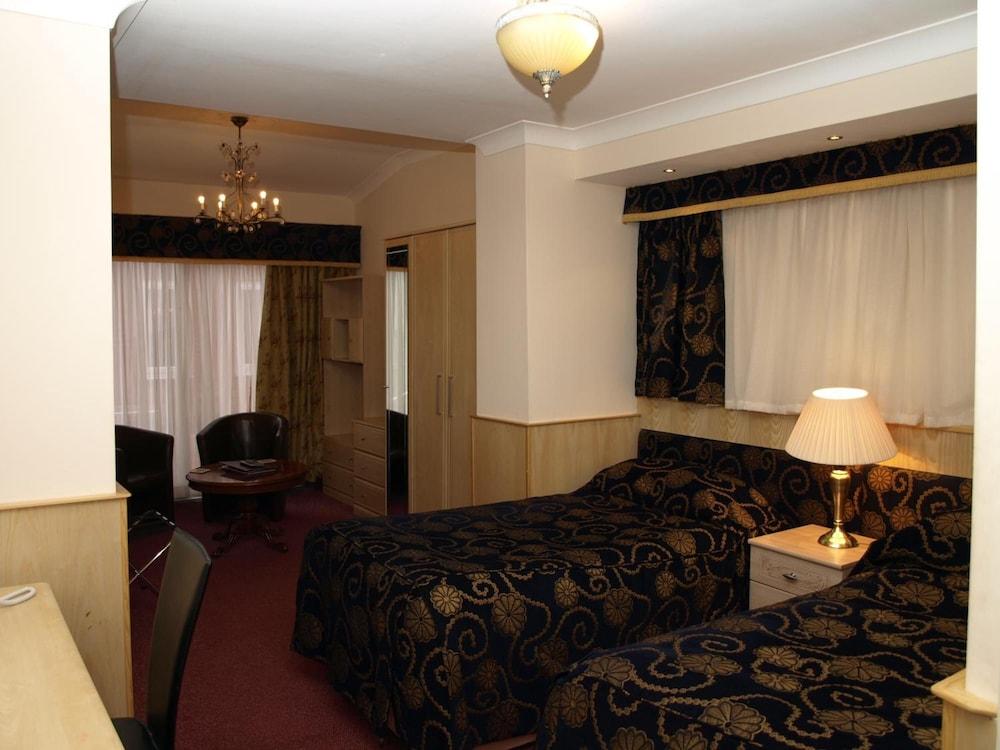 Clifton Park - Exclusive To Adults Hotel