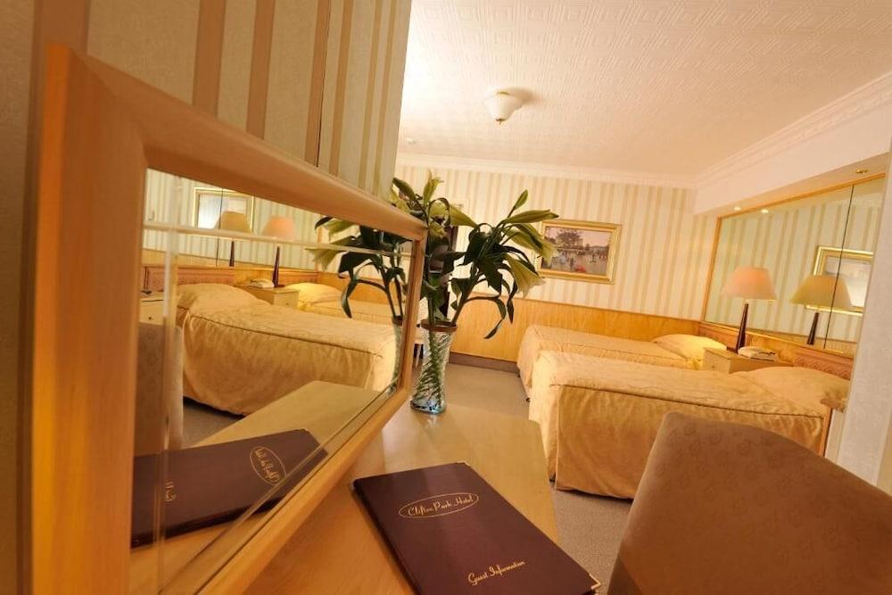 Clifton Park - Exclusive To Adults Lytham St Annes