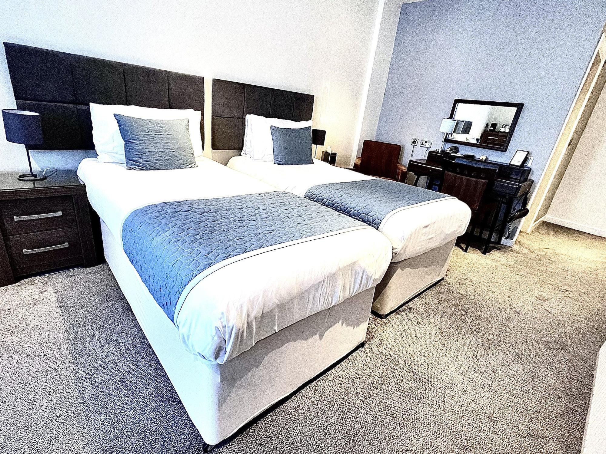 Mode St Annes Bed & Breakfast