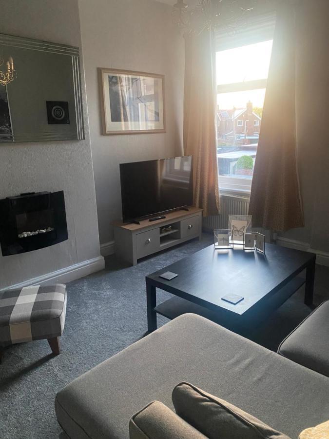 Apartment 1 Bedroom Spacious Lytham St Annes