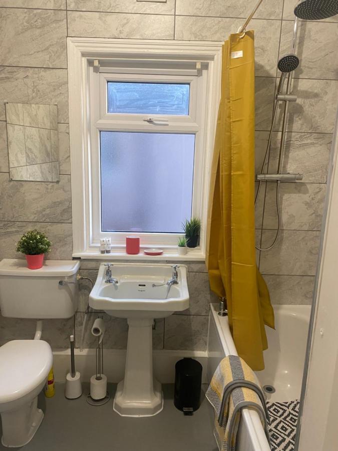 1 Bedroom Spacious Apartment Lytham St Annes