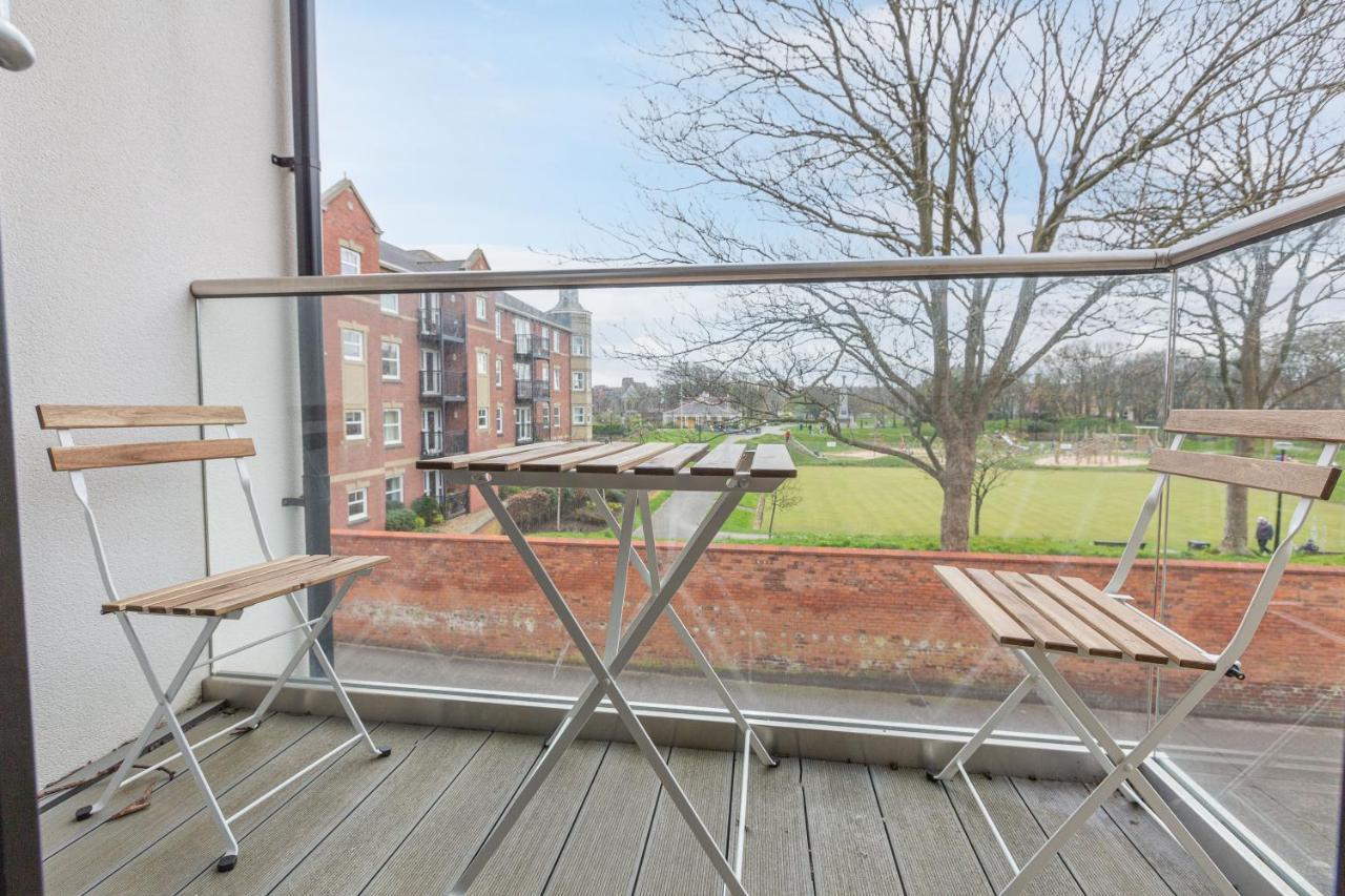Charles Alexander Short - Pavilion View Apartment