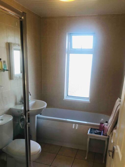 Holiday home 2 Bed Sleeps 6 Beach Retreat St Annes On Sea *