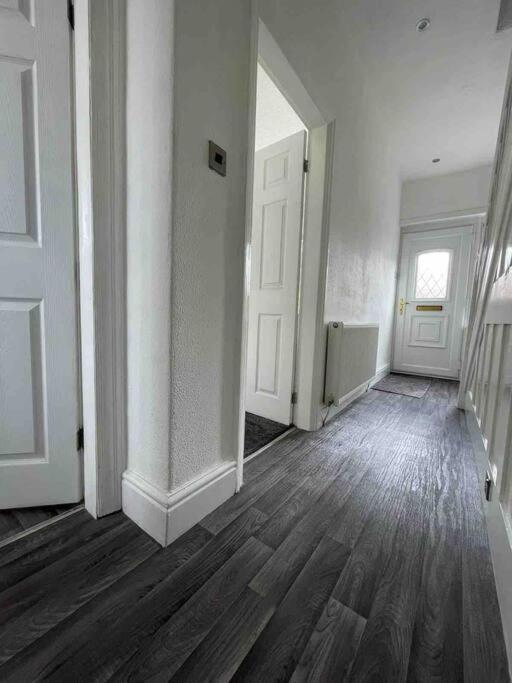 2 Bed Sleeps 6 Beach Retreat St Annes On Sea Holiday home