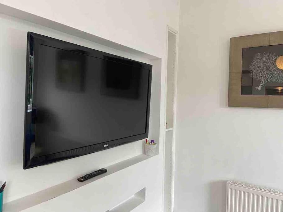 2 Bed Sleeps 6 Beach Retreat St Annes On Sea