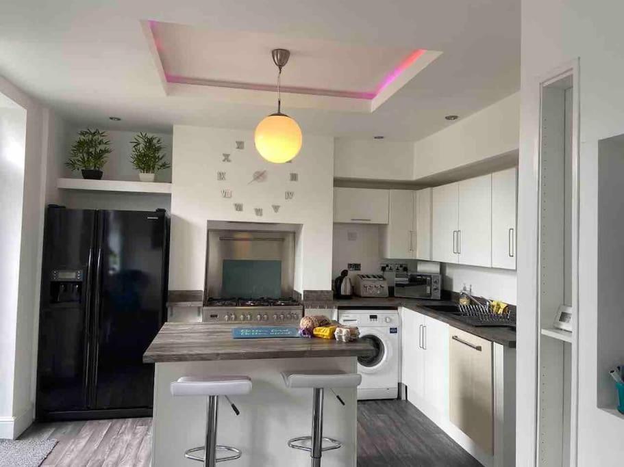 2 Bed Sleeps 6 Beach Retreat St Annes On Sea Holiday home *
