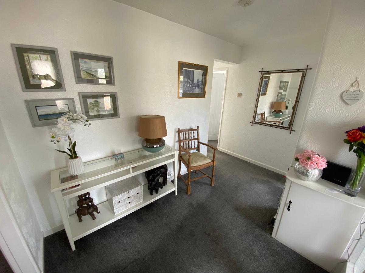The Bungalow A Tranquil 3 Bedroom Close To Beach Lytham St Annes
