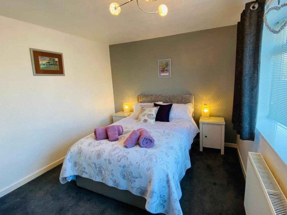 The Bungalow A Tranquil 3 Bedroom Close To Beach Holiday home
