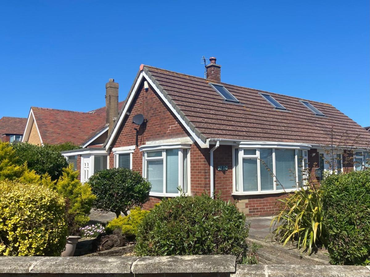 Holiday home The Bungalow A Tranquil 3 Bedroom Close To Beach Lytham St Annes