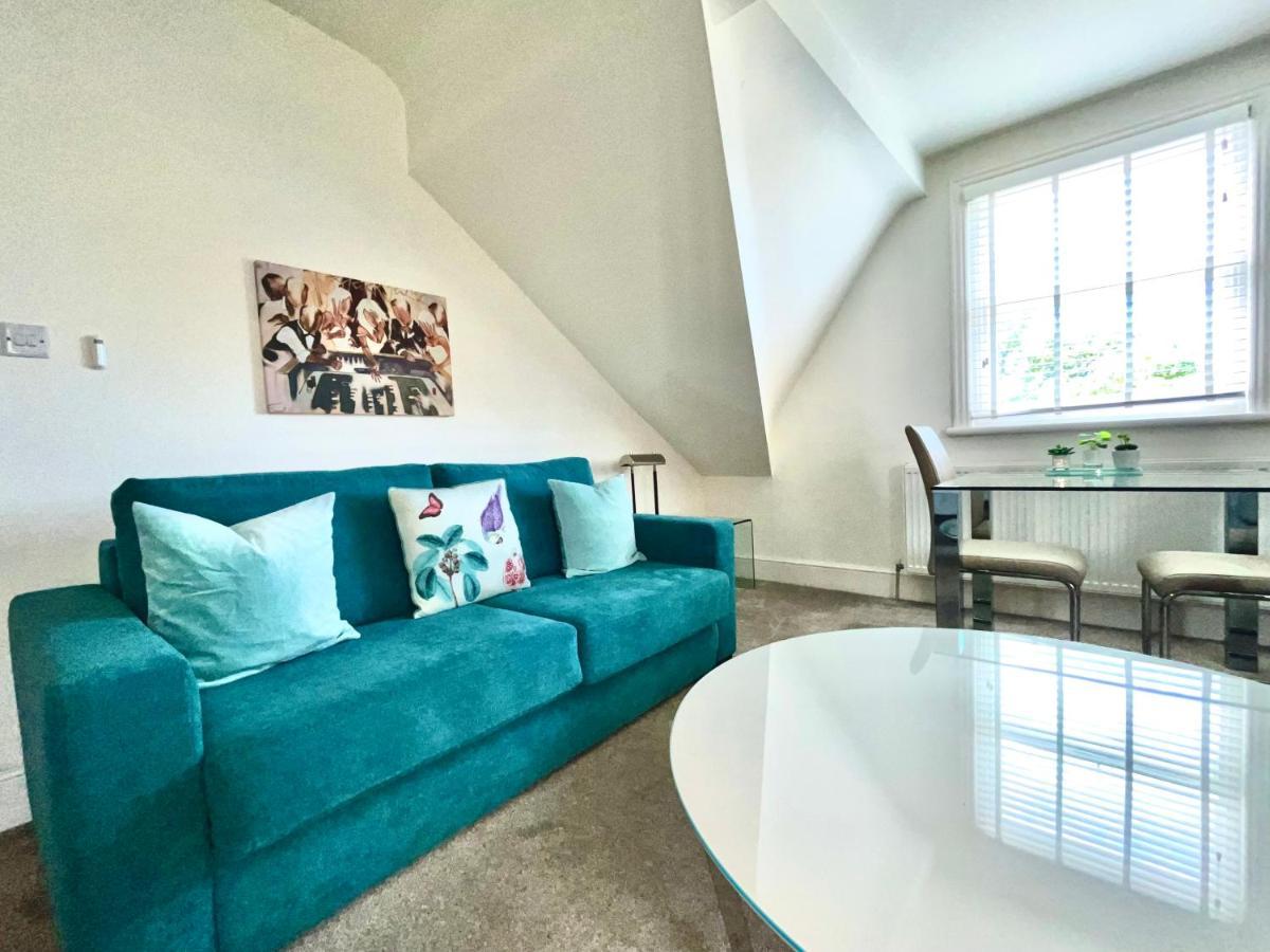 Mode St Annes Aparthotel 4*