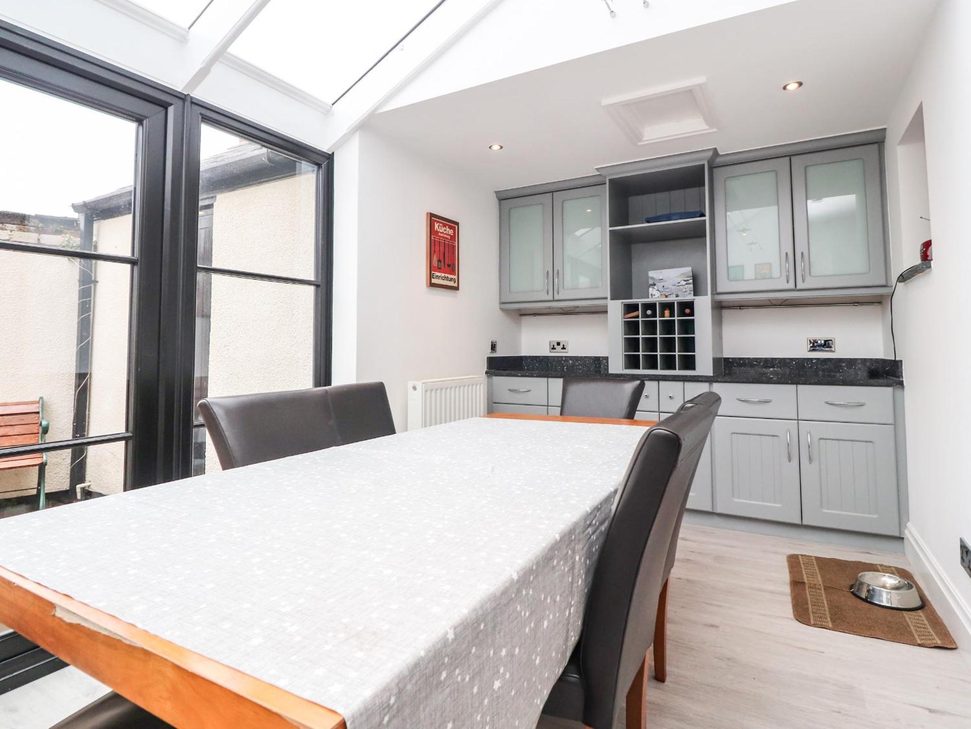 Yewdale Holiday home Lytham St Annes