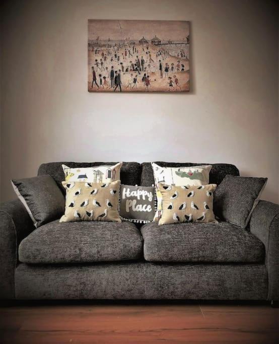 Sunny Seaside House Lytham Centre Sleeps 8