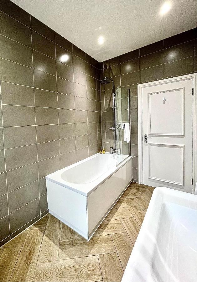 Aparthotel Mode St Annes 4*