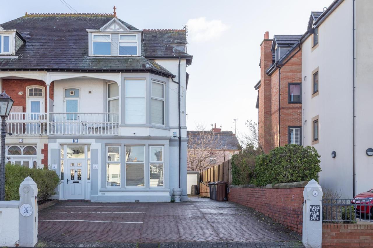 The Chymes Flats * Lytham St Annes