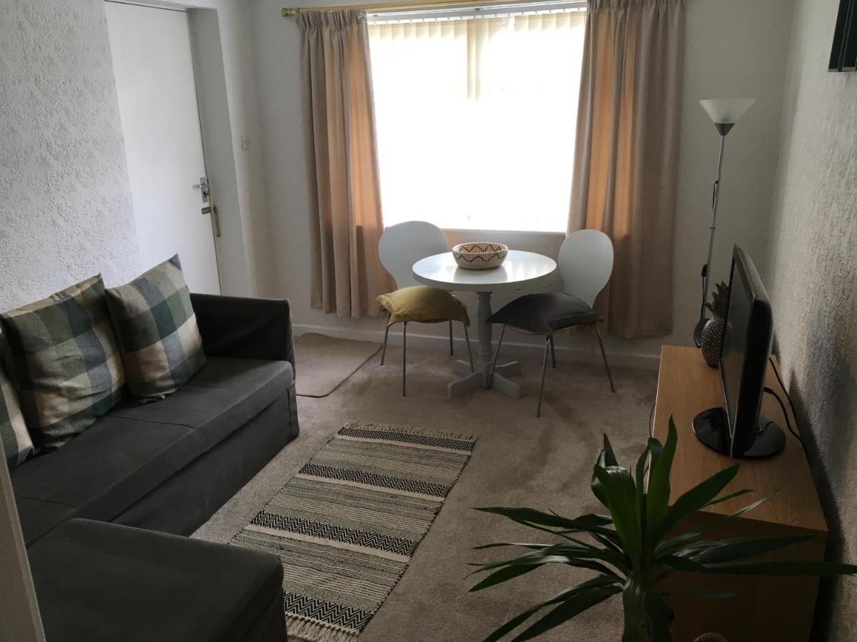 Apartment Mode - The Old School House *